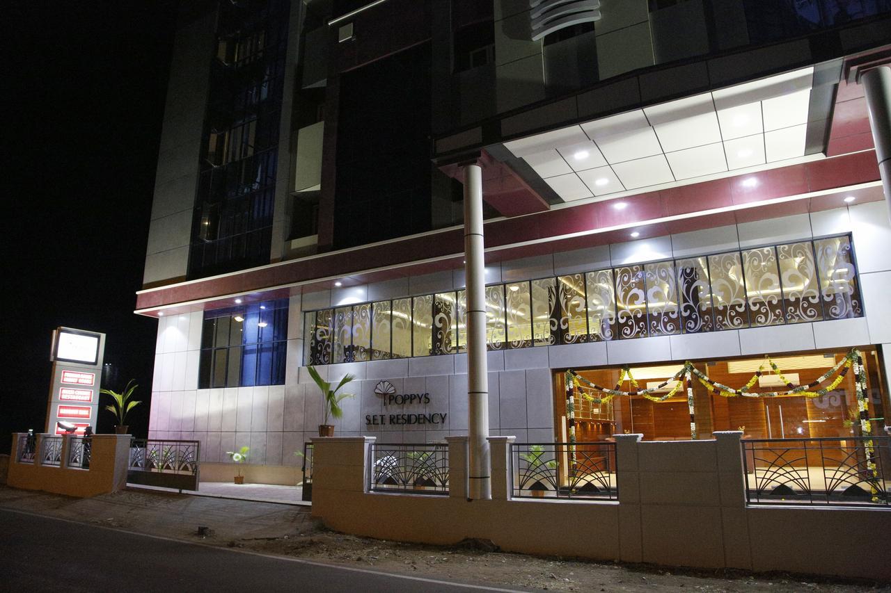 Poppys S.E.T Residency Hotel Kumbakonam Ngoại thất bức ảnh