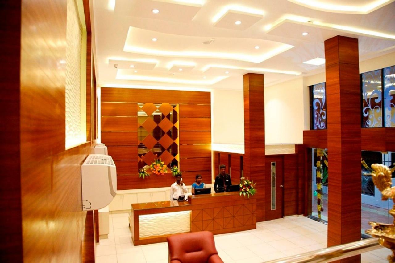 Poppys S.E.T Residency Hotel Kumbakonam Ngoại thất bức ảnh